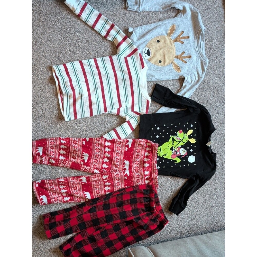 3T Carter's Holiday Kids Pajama Mix - Red, Black, Gray, Green